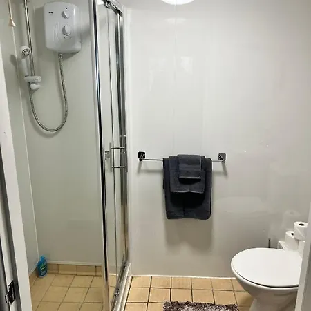 Tradeforce Service Bradford Apartment